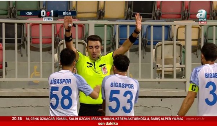 Ziraat Türkiye Kupasında Uşaklı Hakem'in Göz Dolduran Yönetimi